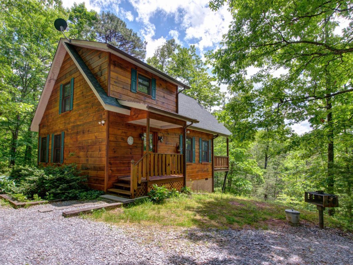 Macys Hideaway * Sevierville